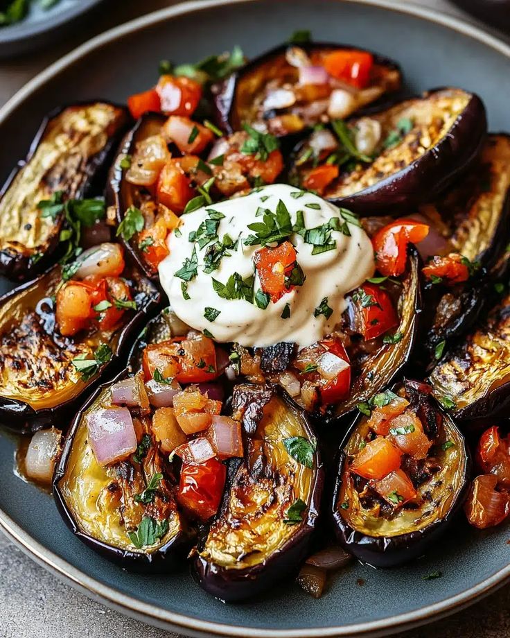 Pečeni jajčevci: maslena tekstura in bogat okus